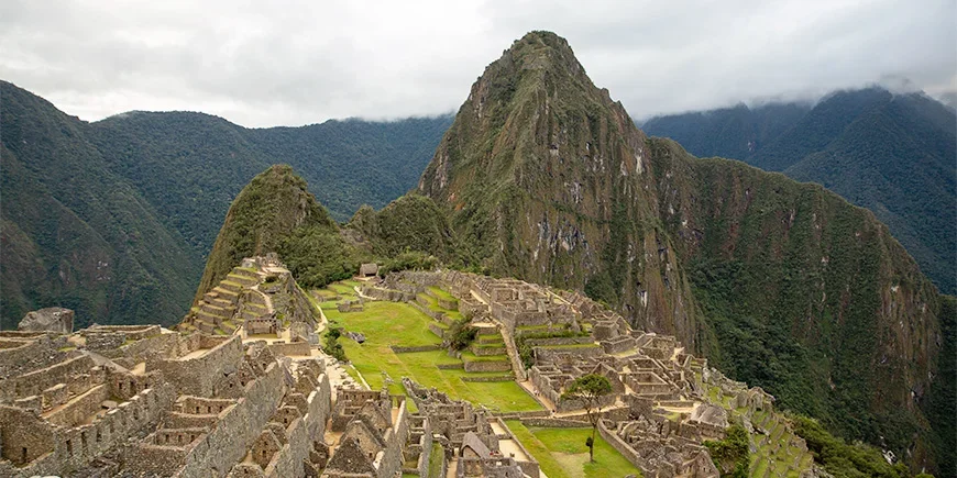 Panoramautsikt över Machu Picchu