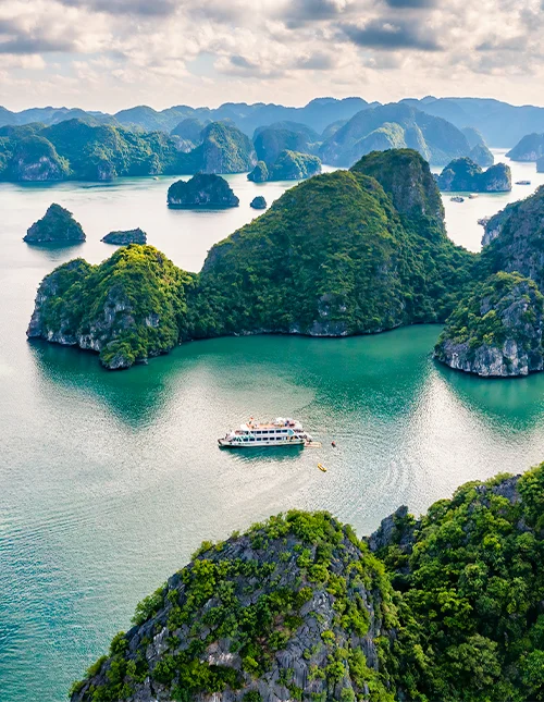 Utsikt över Lan Ha-bukten i norra Vietnam