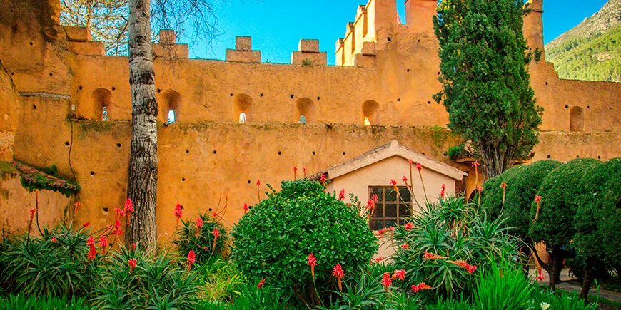Kasbah-trädgård i medinan i Chefchaouen