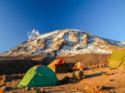 Tält i läger på Kilimanjaro