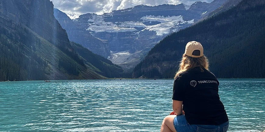 Louise från TourCompass vid Lake Louise