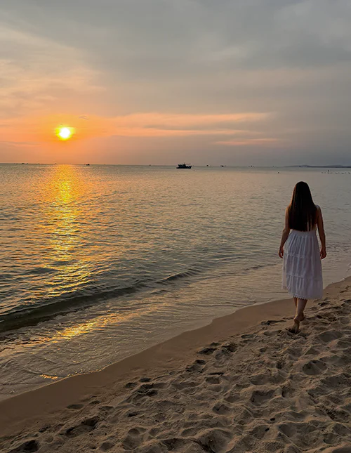 Solnedgång från stranden på Phu Quoc, Vietnam