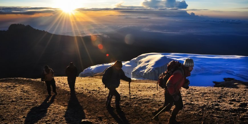 Trekking Kilimanjaro