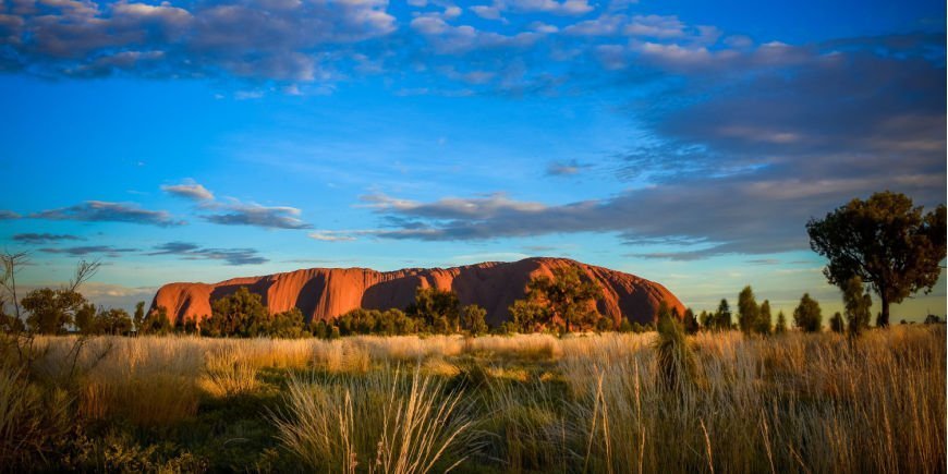 Solnedgång över Uluru 