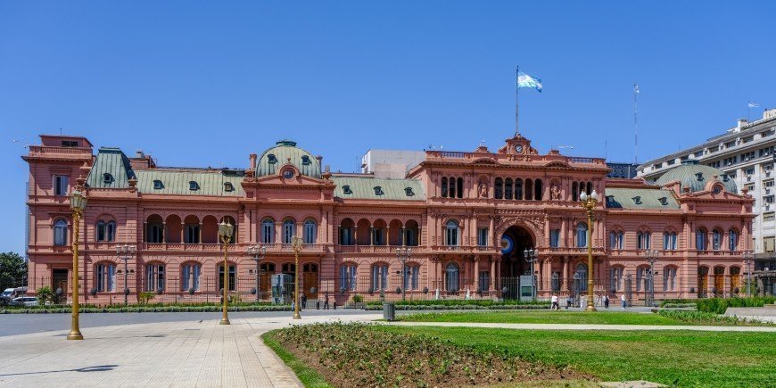 Casa Rosada på en molnfri dag i Buenos Aires 