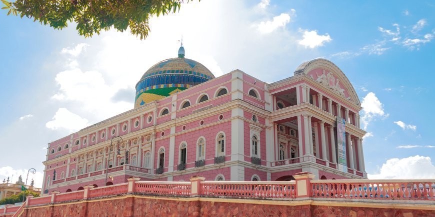 Vackra Teatro Amazonas i Manaus i Brasilien