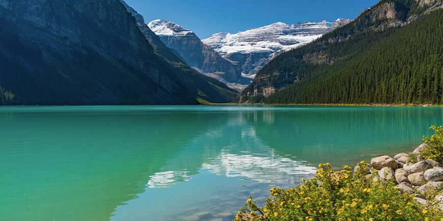 Vackra Lake Louise i Banff National Park, Kanada