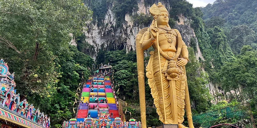 Trappan vid ingången till Batu Caves i Kuala Lumpur