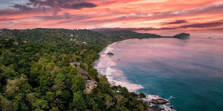 Solnedgång över Manuel Antonio