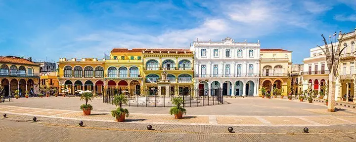 Plaza Vieja i Havanna, Kuba