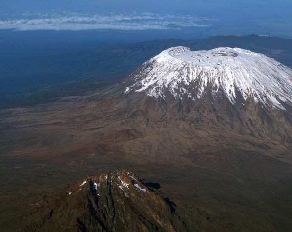 Flyg från Kilimanjaro till Sverige
